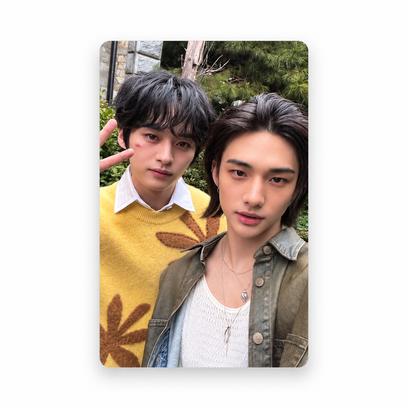 Stray Kids Lee Know & Hyunjin HIDEOUT 4th Fan Club Official Photocard